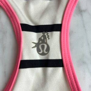 Lululemon seawheeze cool racerback size 2 stripe